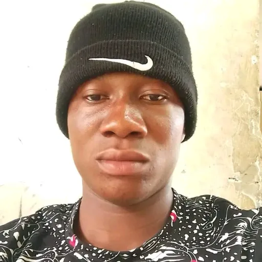 Baba Issaka profile photo on BlondeVerse